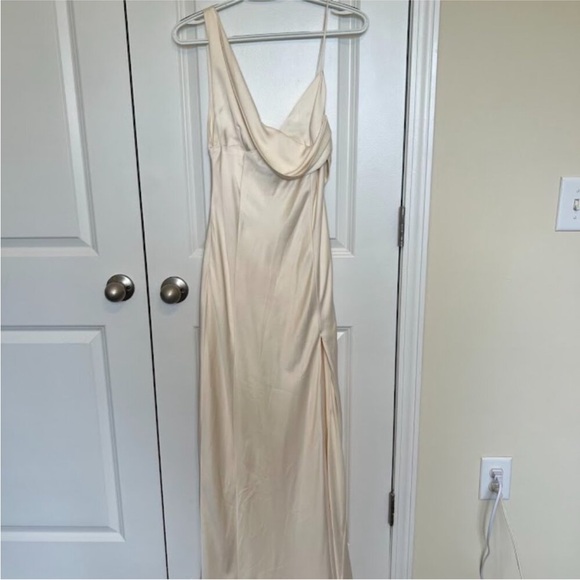 Meshki SOLEIL Satin Off Shoulder Maxi Dress - Ivory in Medium (M) - Picture 6 of 6